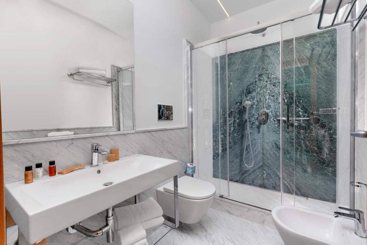Yourhome - Maison Iovino Luxury Rooms Sorrento Bagian luar foto